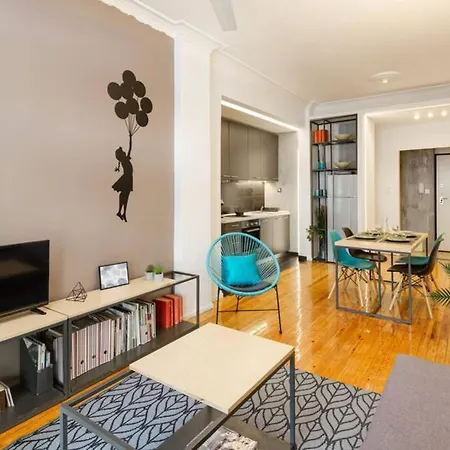 The Wall Downtown Apartment *